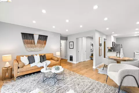 155 Pearl St #103, Oakland, CA 94611