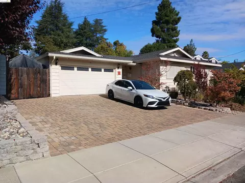 348 Shenandoah Dr, Martinez, CA 94553 photo 1