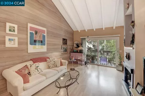 2564 Walnut Blvd #110, Walnut Creek, CA 94596