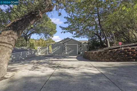 760 Moraga Rd, Lafayette, CA 94549 photo 1