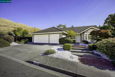 142 Armstrong St, Hercules, CA 94547 photo 1