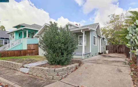 4525 8th Ave, Sacramento, CA 95820
