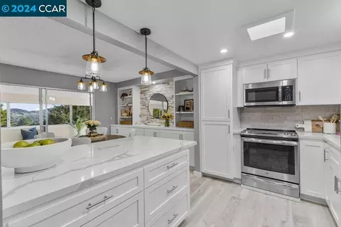 3141 Golden Rain Rd #7, Walnut Creek, CA 94595
