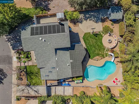 436 Grenache Cir, Clayton, CA 94517 photo 1