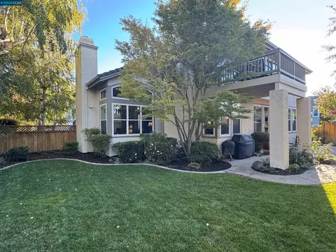 669 Dunhill Dr, Danville, CA 94506