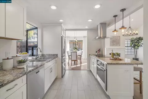 1230 Sunshine Cir, Danville, CA 94506