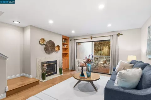 2586 Oak Rd #230, Walnut Creek, CA 94597