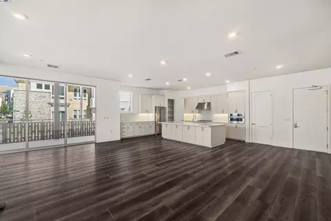 2250 Kilowatt Way #216, Fremont, CA 94539