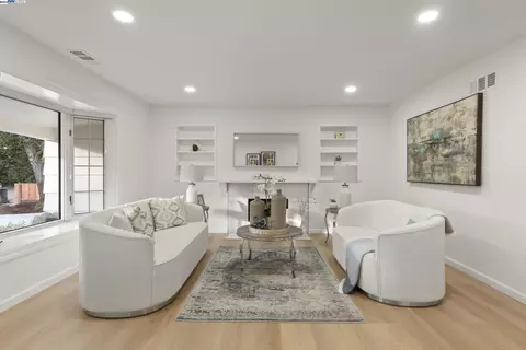 1625 Austin Ave, Los Altos, CA 94024