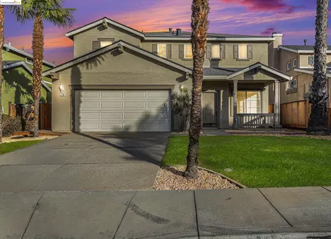 1100 Traditions St, Tracy, CA 95376 photo 1
