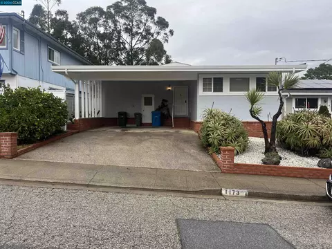 1173 Manzanita Dr, Pacifica, CA 94044 photo 1