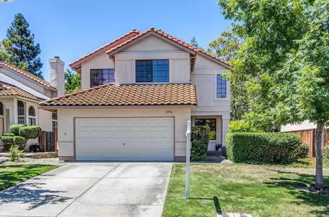 413 Mulqueeney St, Livermore, CA 94550 photo 1