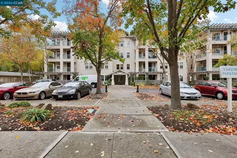 1860 Tice Creek Dr #1449, Walnut Creek, CA 94595