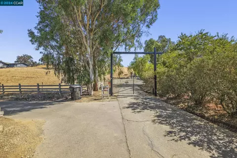 Undisclosed, Walnut Creek, CA 94598