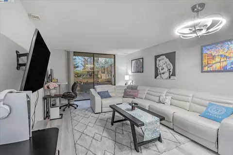 8108 Shelter Creek Ln, San Bruno, CA 94066