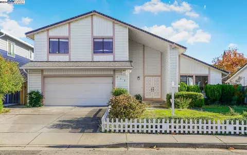 112 Oak Ct, Hercules, CA 94547 photo 1