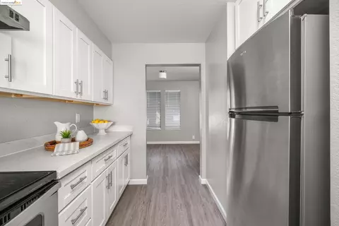 2401 Eilers Ln #205, Lodi, CA 95242 photo 1