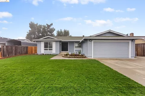 945 Chianti Way, Oakley, CA 94561 photo 1