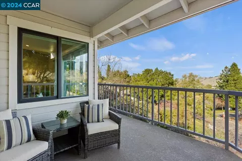 4320 Terra Granada Dr #2B, Walnut Creek, CA 94595