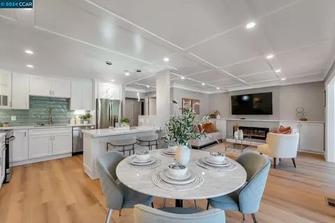 1501 Canyonwood Ct #4, Walnut Creek, CA 94595