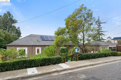 4633 Davenport Ave, Oakland, CA 94619