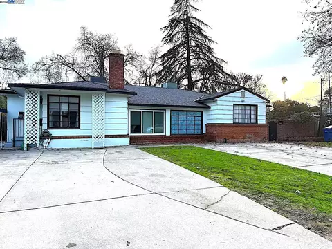3826 Arden Way, Sacramento, CA 95864
