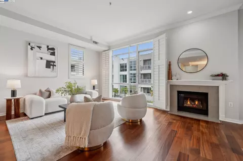 1655 N California Blvd #359, Walnut Creek, CA 94596
