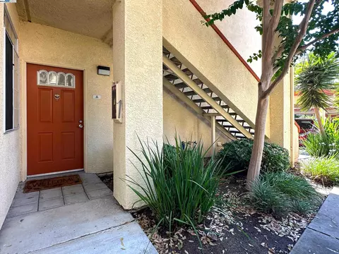 7026 Stagecoach #A, Dublin, CA 94568 photo 1