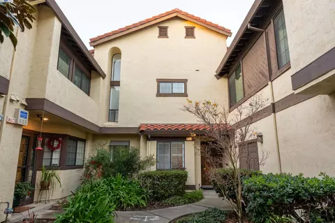 14175 Seagate Dr, San Leandro, CA 94577 photo 1