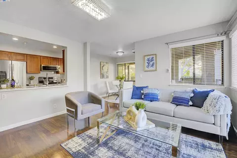39206 Guardino Dr #102, Fremont, CA 94538