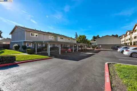21037 Baker Rd, Castro Valley, CA 94546 photo 1