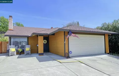 740 Coral Ridge Cir, Rodeo, CA 94572 photo 1