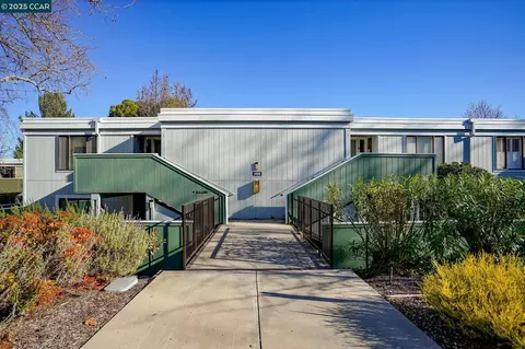 1100 Singingwood Ct #4, Walnut Creek, CA 94595