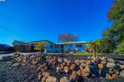 1080 Apache St, Livermore, CA 94551 photo 1