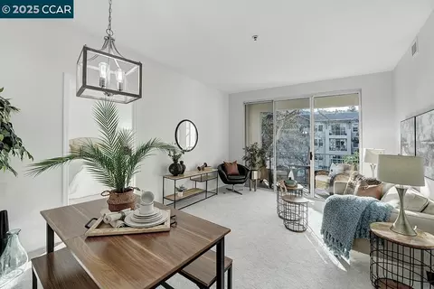 1860 Tice Creek Dr #1319, Walnut Creek, CA 94595