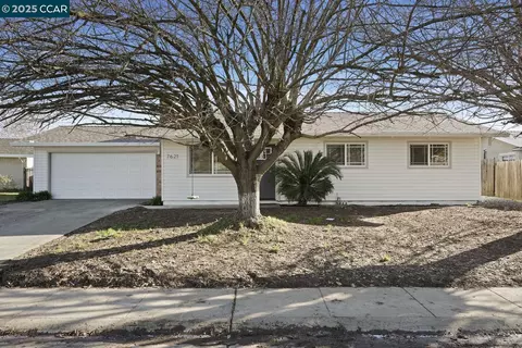 7621 Eastbreeze Cir, Sacramento, CA 95828