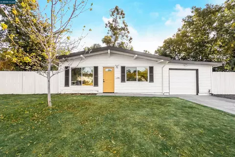 198 Brown St, Vacaville, CA 95688 photo 1