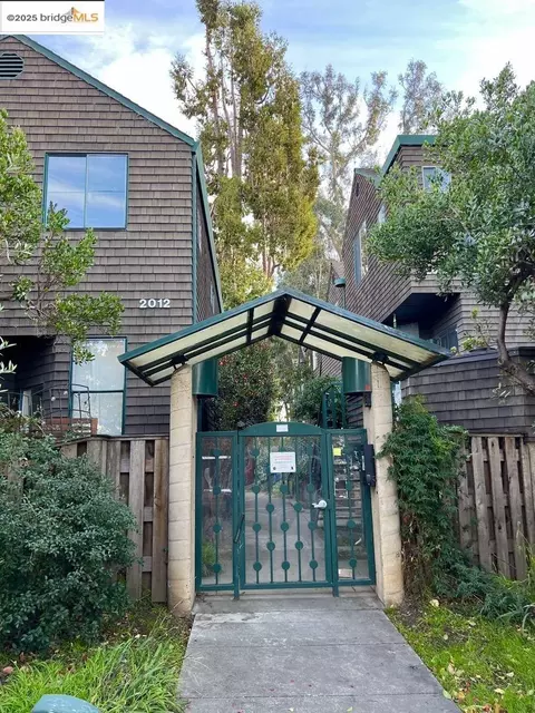 2014 Hearst Ave #B, Berkeley, CA 94709 photo 1