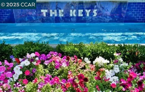 450 N Civic Dr #205, Walnut Creek, CA 94596