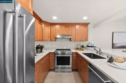 1124 Singingwood Ct #7, Walnut Creek, CA 94595