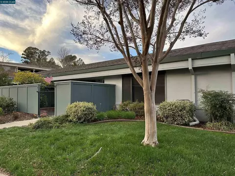 2409 Pine Knoll Dr #6, Walnut Creek, CA 94595