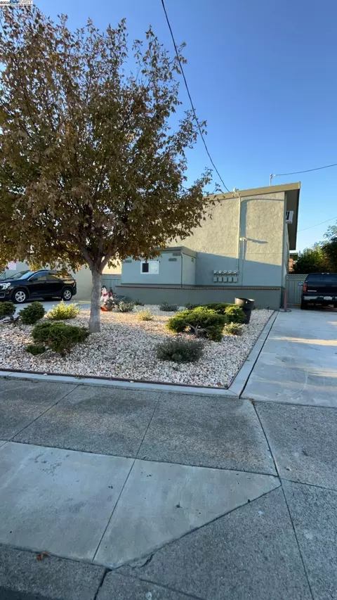 20623 Congress Way, Castro Valley, CA 94546