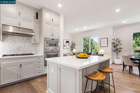 25 Woodbury Highlands Ct #23, Lafayette, CA 94549