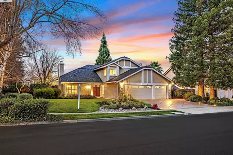 7833 Foothill Knolls Dr, Pleasanton, CA 94588 photo 1