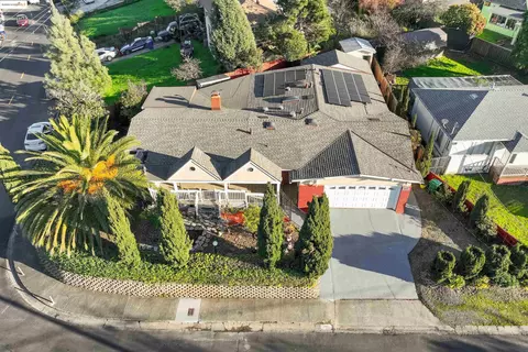940 Juanita Dr, El Sobrante, CA 94803