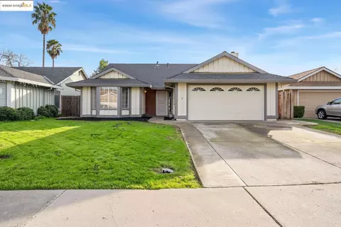 8268 Lime Cove Ct, Sacramento, CA 95828