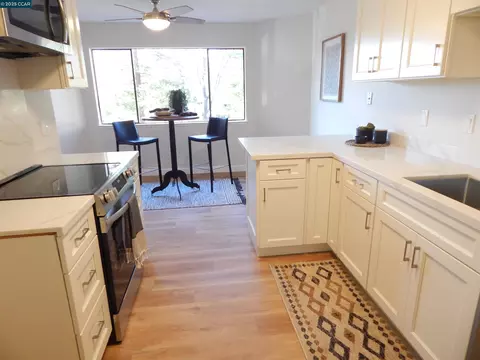 5095 Valley Crest Dr #312, Concord, CA 94521