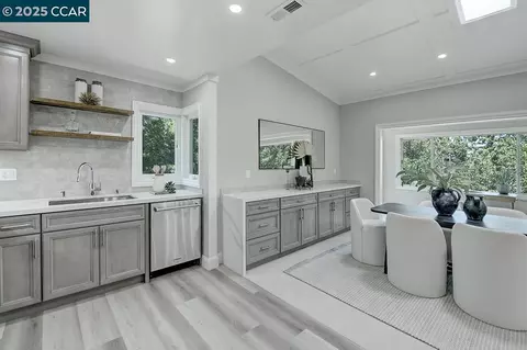 2857 Ptarmigan Dr #1, Walnut Creek, CA 94595