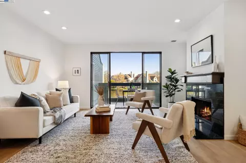 6 Invincible Ct, Alameda, CA 94501