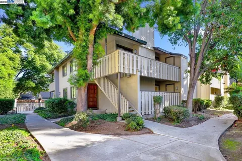 1439 Alma Loop, San Jose, CA 95125 photo 1